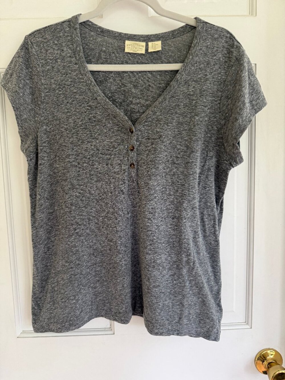 Telluride Clothing Company Women's XL Gray Heather Henley Top